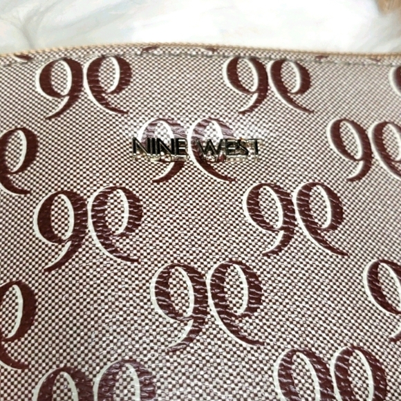 Nine West Floral 99 monogram Large satchel - Picture 3 of 10